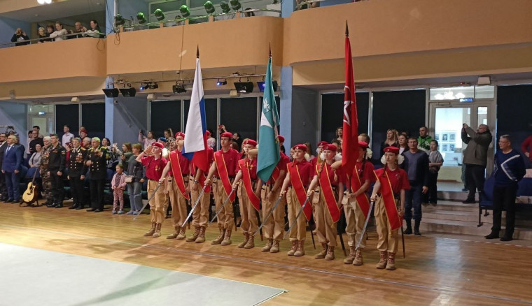 Посвящение детей в ряды Юнармии.